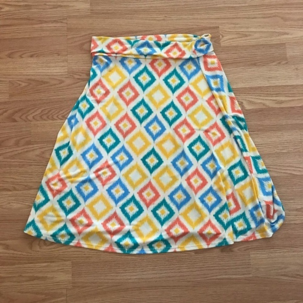 Lularoe skirt